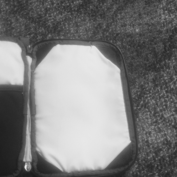 pantagonia case - Picture 3 of 7